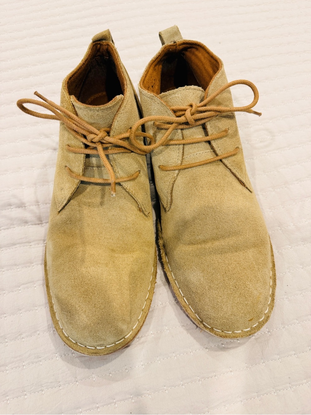 Men's Tan Suede Chukka Boots - Lightweight Lace-Up